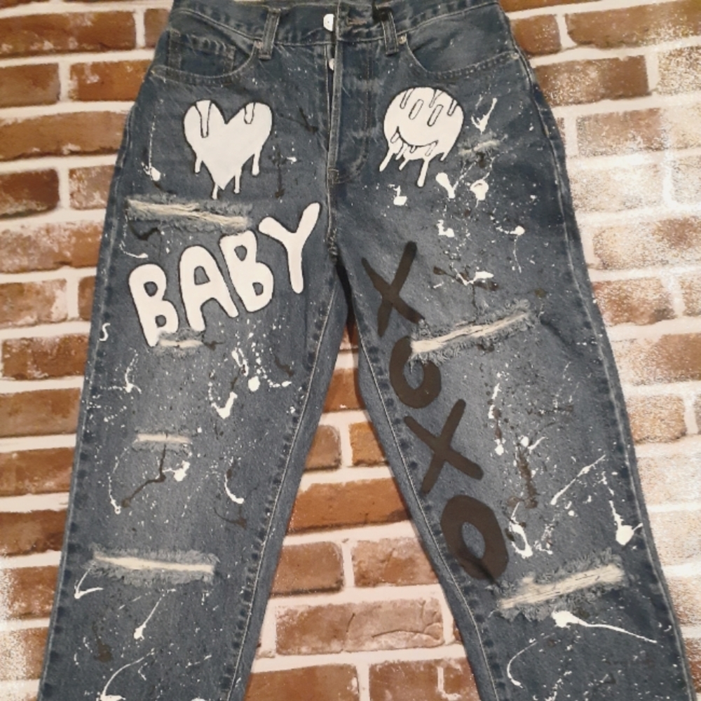 Customized Button Fly Mom Jeans